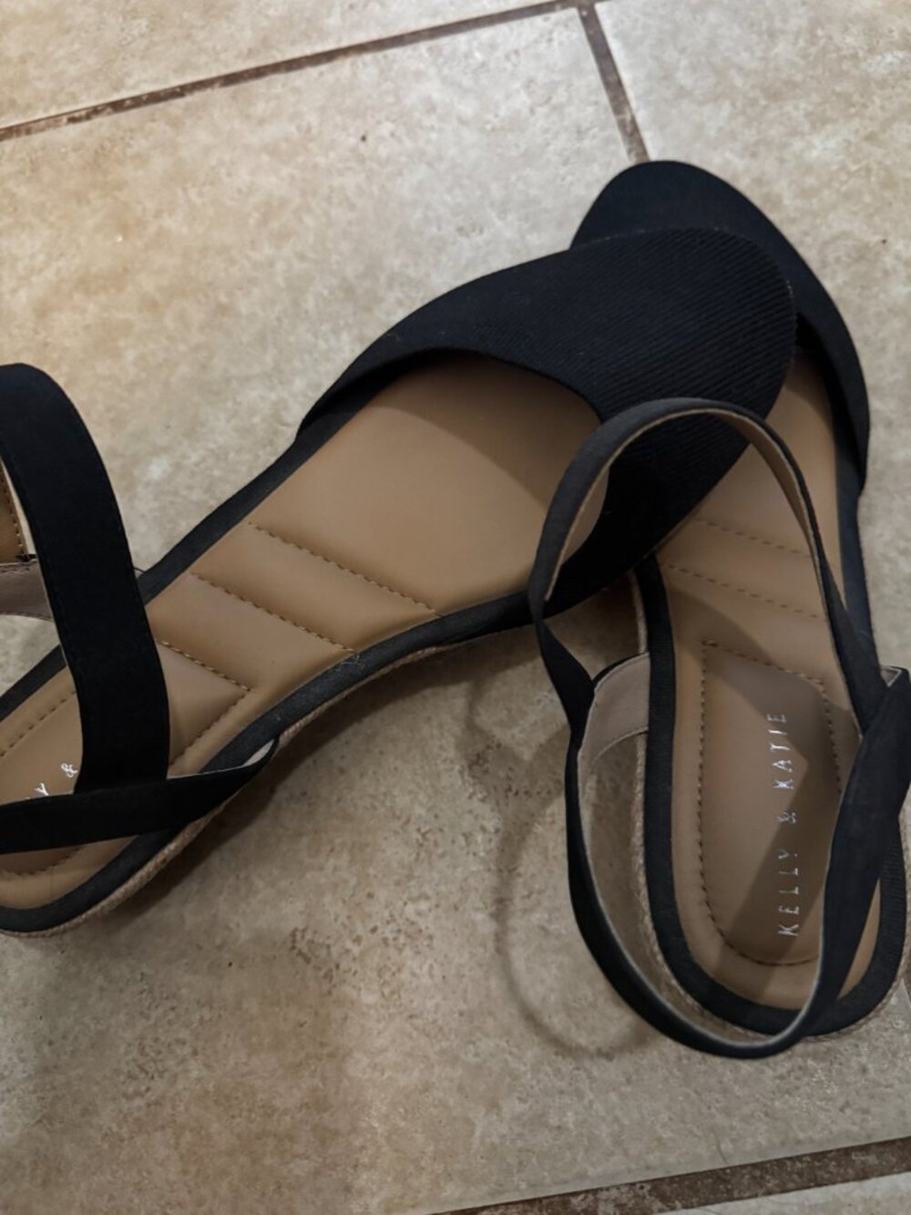 Flat Espadrilles in Black - Picture 2 of 7